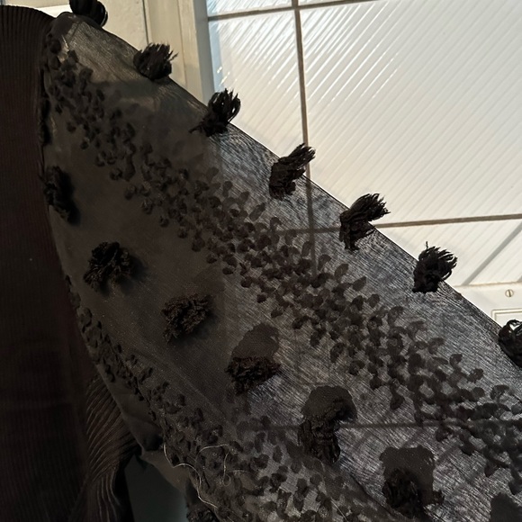 Beautiful black dressy top sz 4x NWT🦋 - Picture 5 of 5